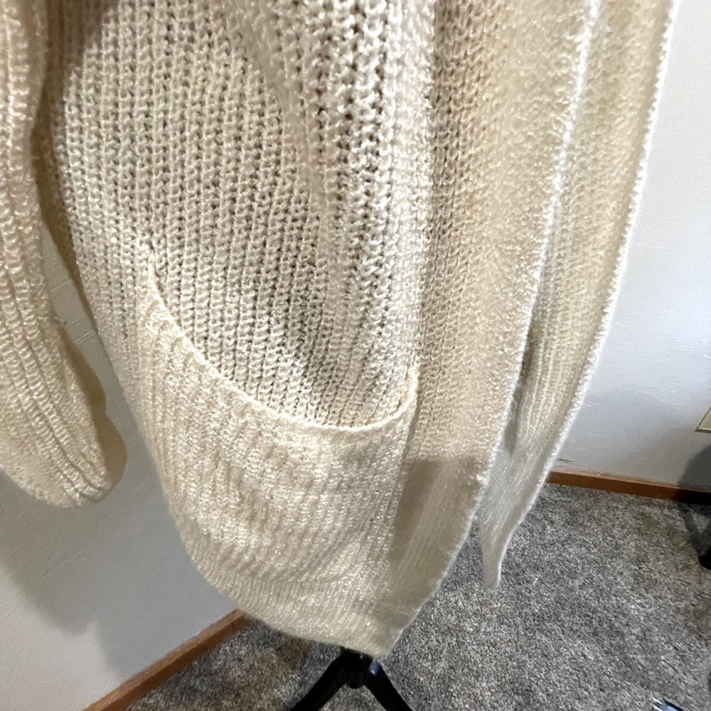 3/$30 Great medium knit cardigan sweater size medium - Picture 1 of 5